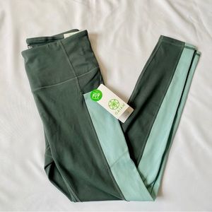 NWT Gaiam Small Exercise Leggings